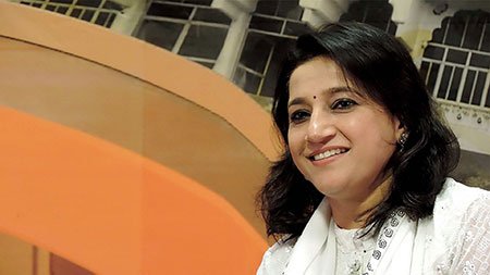 14.-Mrs.-kavita-Seth-Singer-1